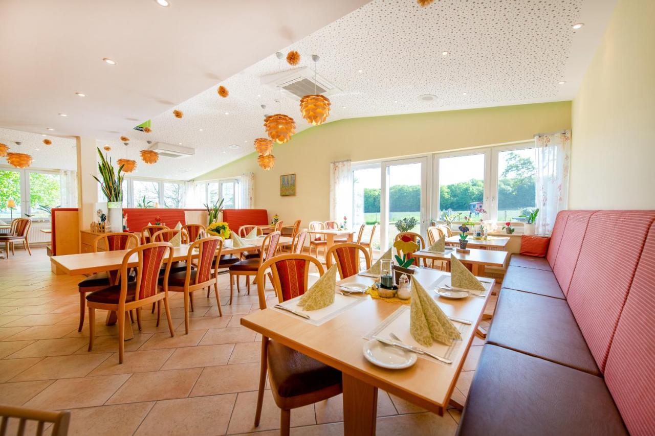 Waldesblick, Hotel-Restaurant Lahr  Kültér fotó